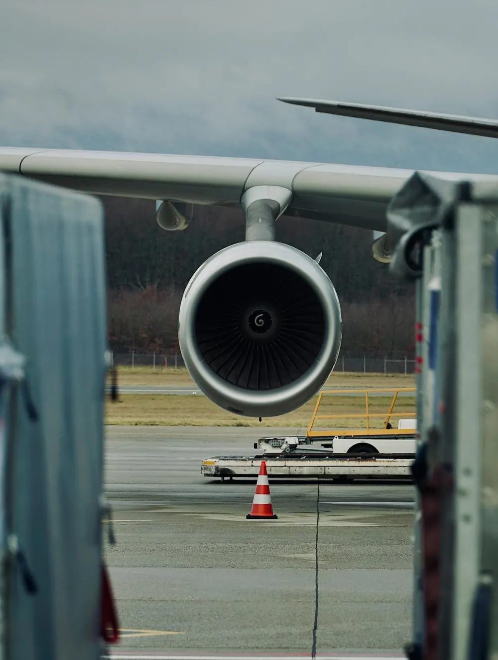 Cargo plane for the international export of Peruvian jewelry